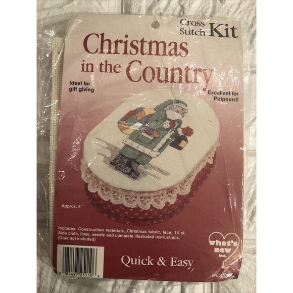 Christmas In The Country Cross Stitch Kit approximately 6" - Picture 1 of 4